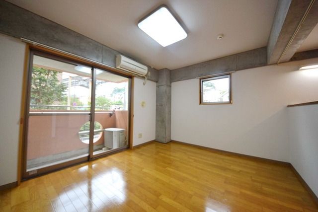 居室・リビング　★７帖の広々としたお部屋です★