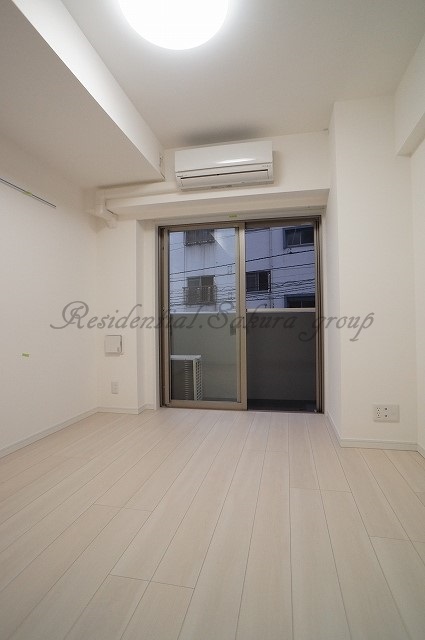 居室・リビング　開放感のある室内♪