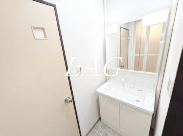 洗面設備　洗面台です。