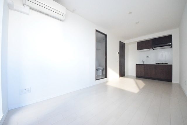 居室・リビング　★★ゆとりある広々したお部屋★★