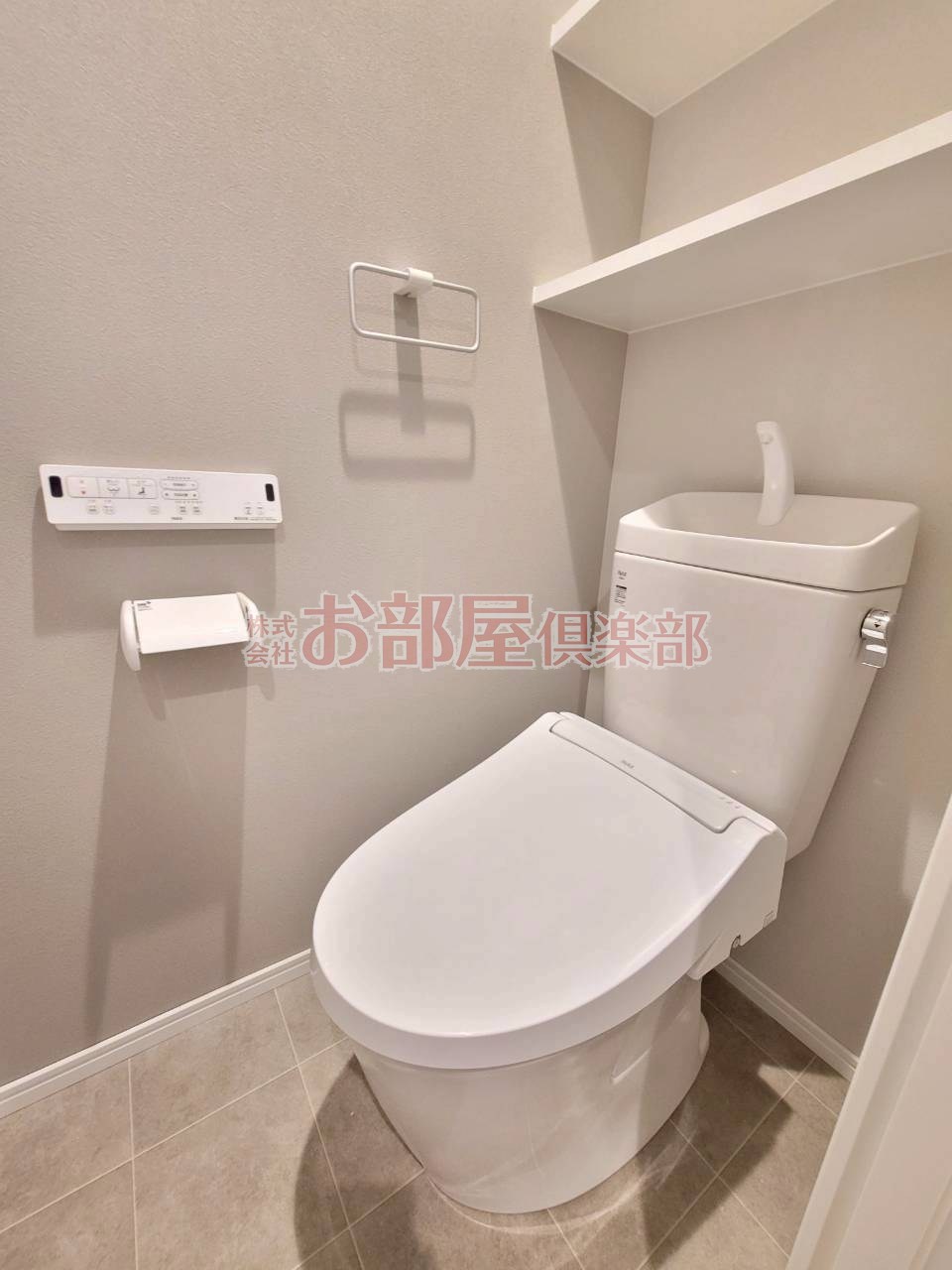トイレ　トイレもきれいです