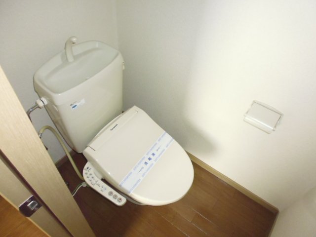 トイレ　シャワー付きトイレ