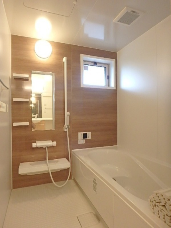 バス・シャワールーム　図面と現状に相違がある場合には現状を優先