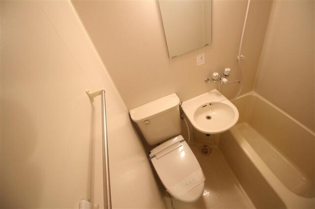 バス・シャワールーム　バストイレ３点ユニット