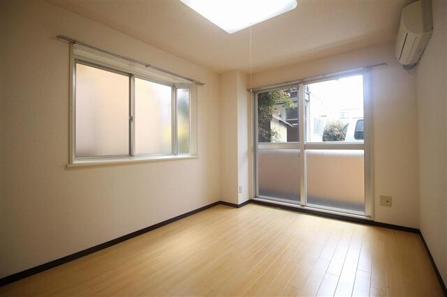 居室・リビング　洋室