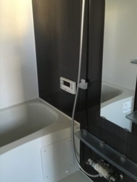 バス・シャワールーム　バスルーム