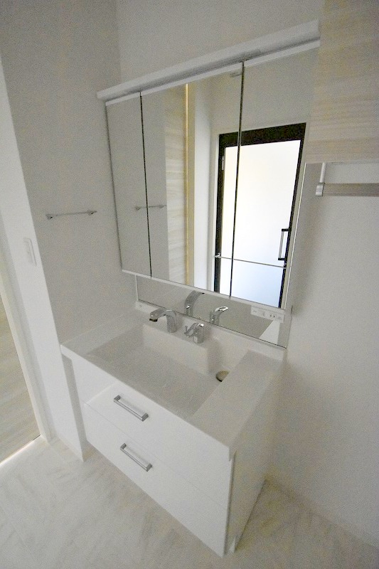 洗面設備　お問合せはシティホーム海田センター　082-821-2227