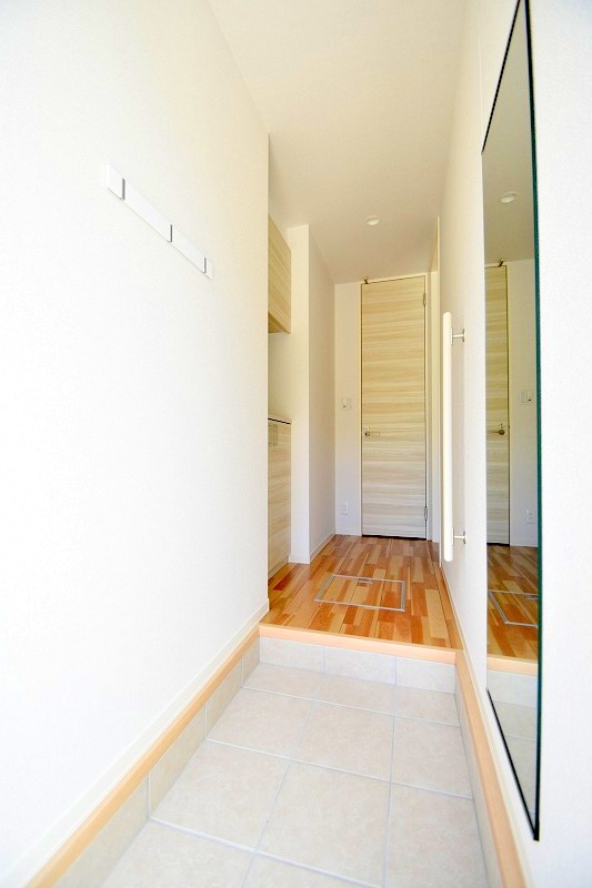 玄関　お問合せはシティホーム海田センター　082-821-2227