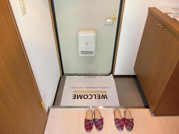 玄関　シューズボックスあり！