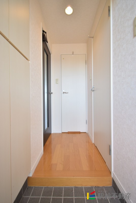 玄関　※同タイプ別部屋