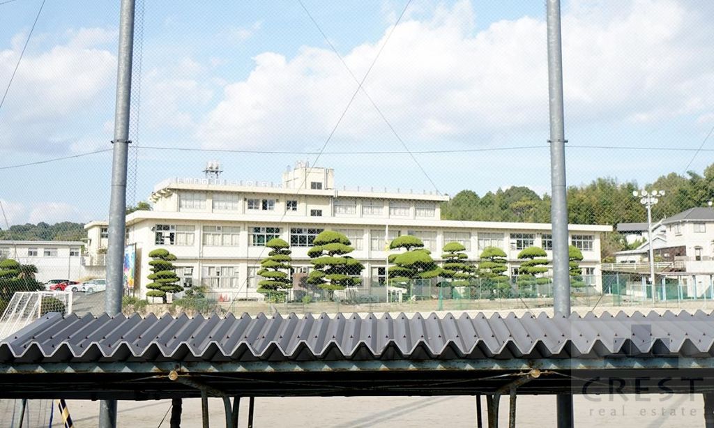 中学校　福山市立芦田中学校（中学校）まで1630m