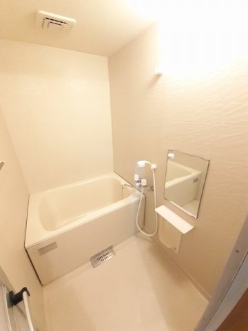 バス・シャワールーム　日々の疲れを癒すお風呂付です