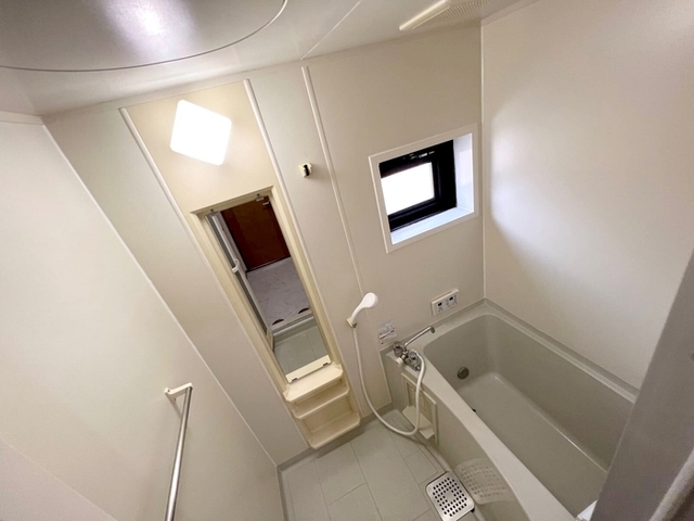 バス・シャワールーム　バスルーム