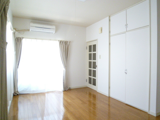 居室・リビング　別部屋写真