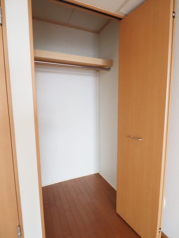 収納　同物件別部屋参考写真