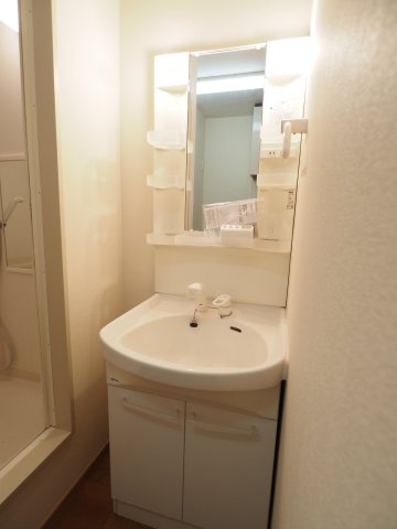 洗面設備　同物件別部屋参考写真