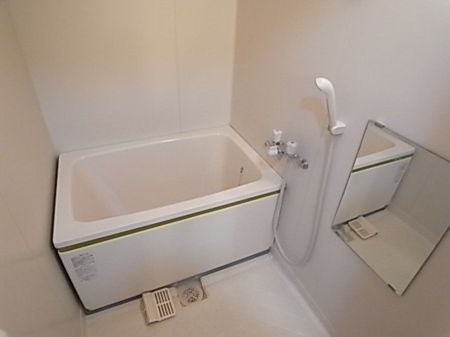 バス・シャワールーム　風呂
