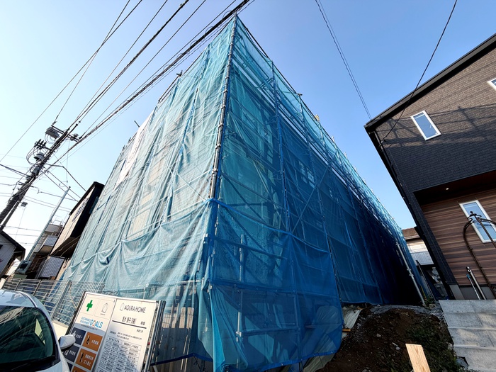 建物外観　建築中