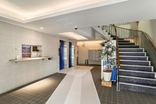 ロビー　エントランス