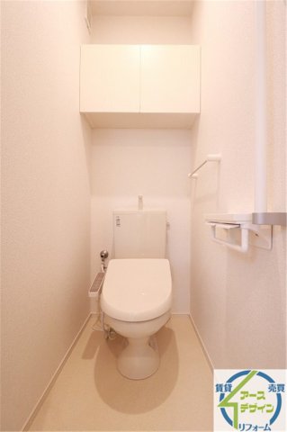 トイレ　※パース写真