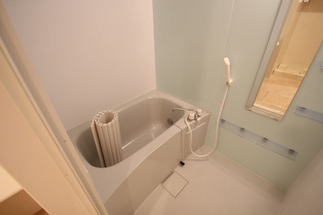 バス・シャワールーム　別部屋参考写真です