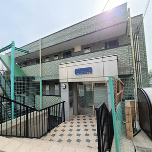 エントランス　アルクツールス菊名