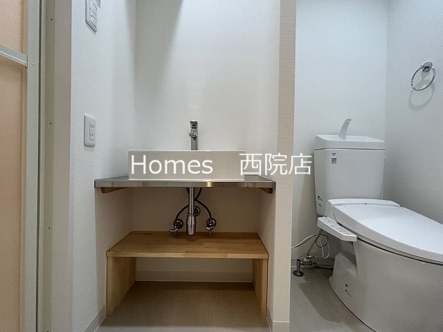 洗面設備　別タイプのお部屋の写真です