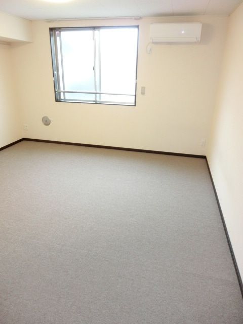 その他部屋・スペース　エアコン付きのお部屋です