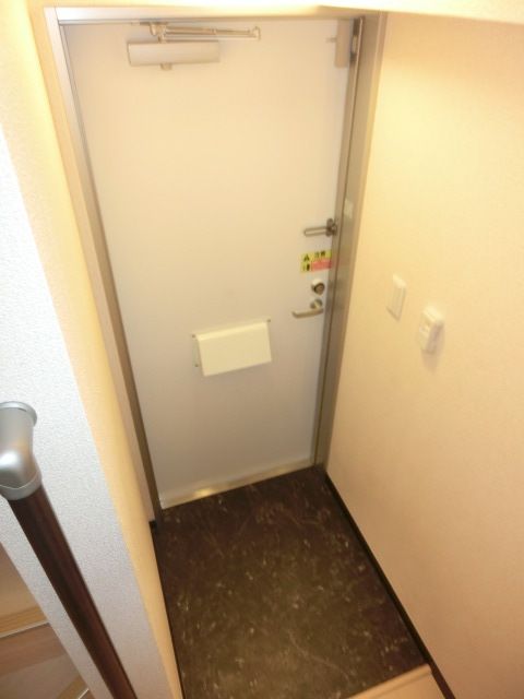 玄関　シューズボックス付き玄関です