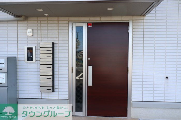 エントランス　お問合せはタウンハウジングまで！※現地待合わせ相談可能