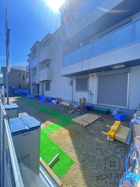 駐車場　外観（建設中）