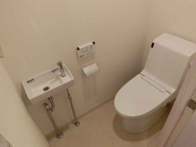 トイレ　トイレ