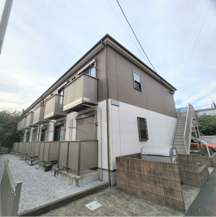 建物外観　【最寄駅周辺には商店多数!1Gbps無料Wifi導入済】オス