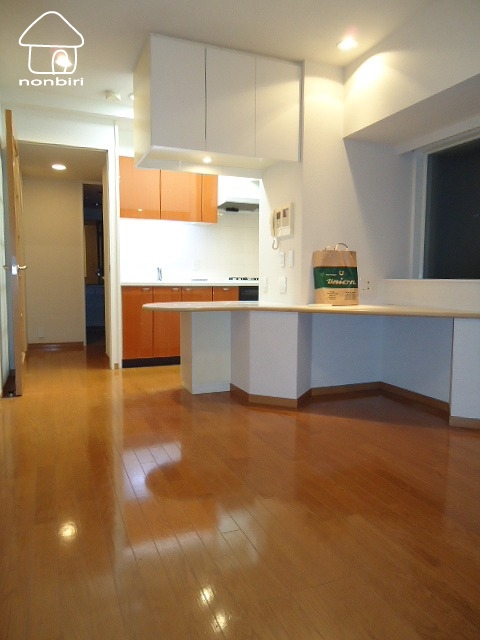 居室・リビング　カウンターをうまく使いたいですね