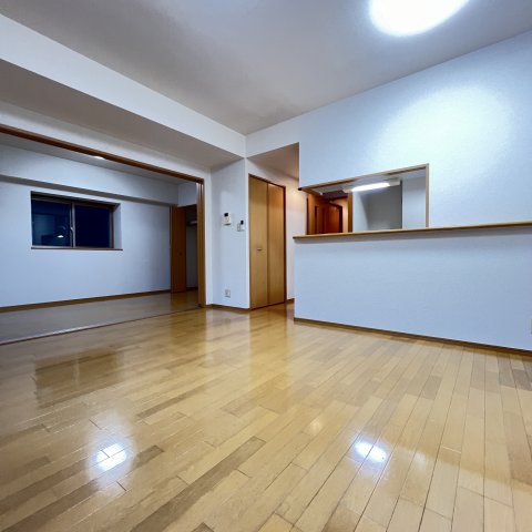 居室・リビング　同仕様タイプです