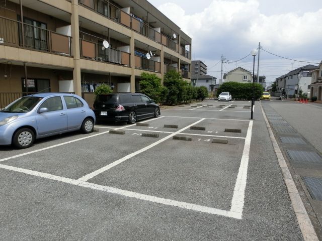 駐車場　敷地内の駐車場もあります。