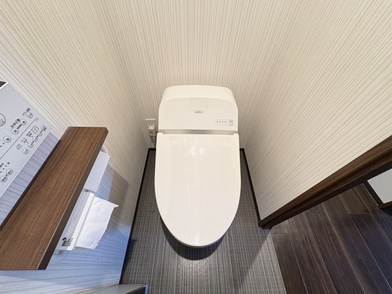 トイレ　※別部屋の写真です