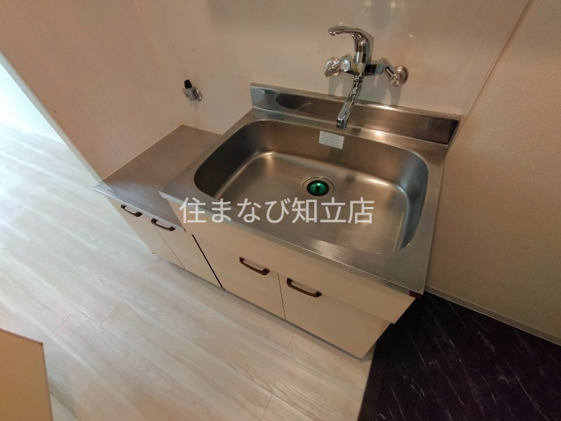 キッチン　同型別部屋写真