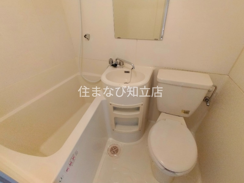 洗面設備　同型別部屋写真