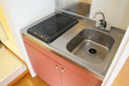 キッチン　設備・仕様は号室により異なる為、現況を優先致します。