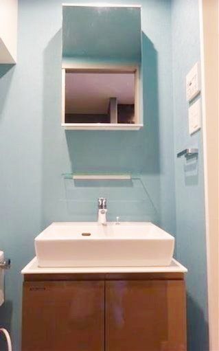 洗面設備　※同タイプの別のお部屋です。