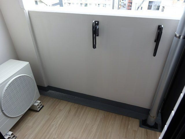 バルコニー　※同タイプの別のお部屋です。