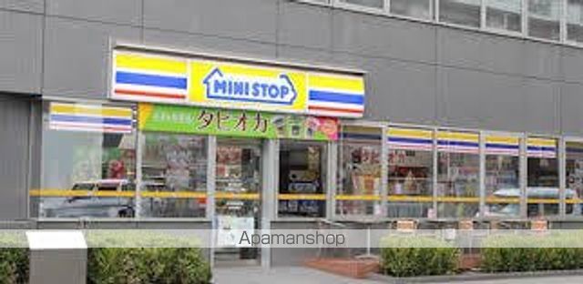 コンビニ　ミニストップ江東枝川１丁目店（コンビニ）まで210m