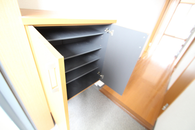 収納　※他のお部屋の参考写真です