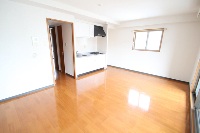 居室・リビング　※他のお部屋の参考写真です