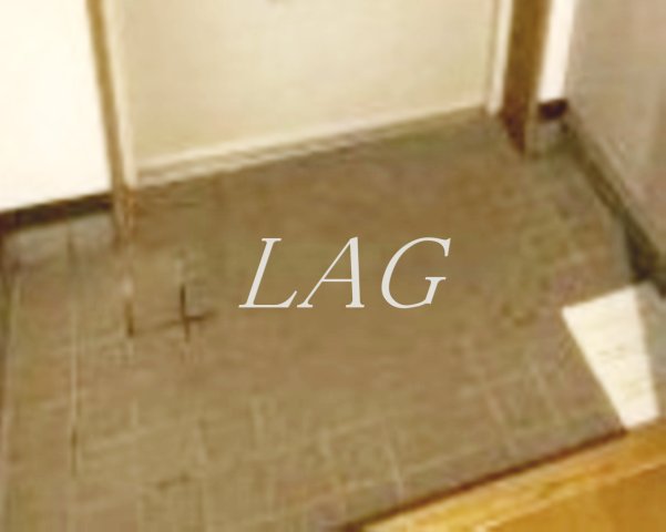 玄関　玄関です。