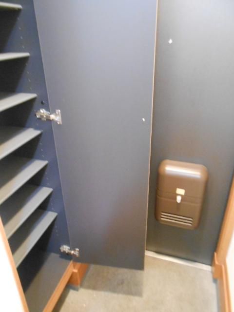 玄関　★★下駄箱付、玄関★★