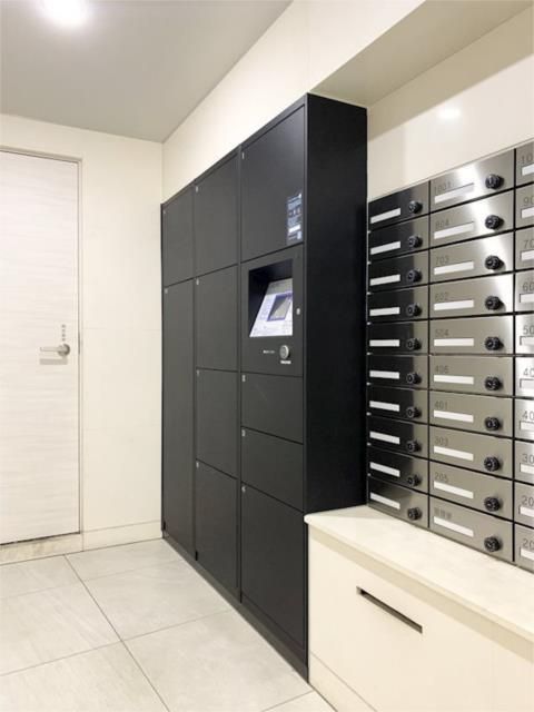 ロビー　■集合ポスト■宅配ＢＯＸ■駐輪場■常時ゴミ出し可能