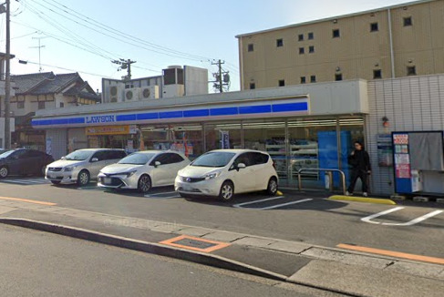 コンビニ　ローソン 陽明小学校前店（コンビニ）まで746m
