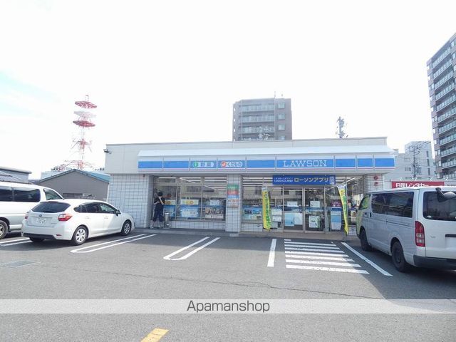 コンビニ　ローソン（コンビニ）まで423m